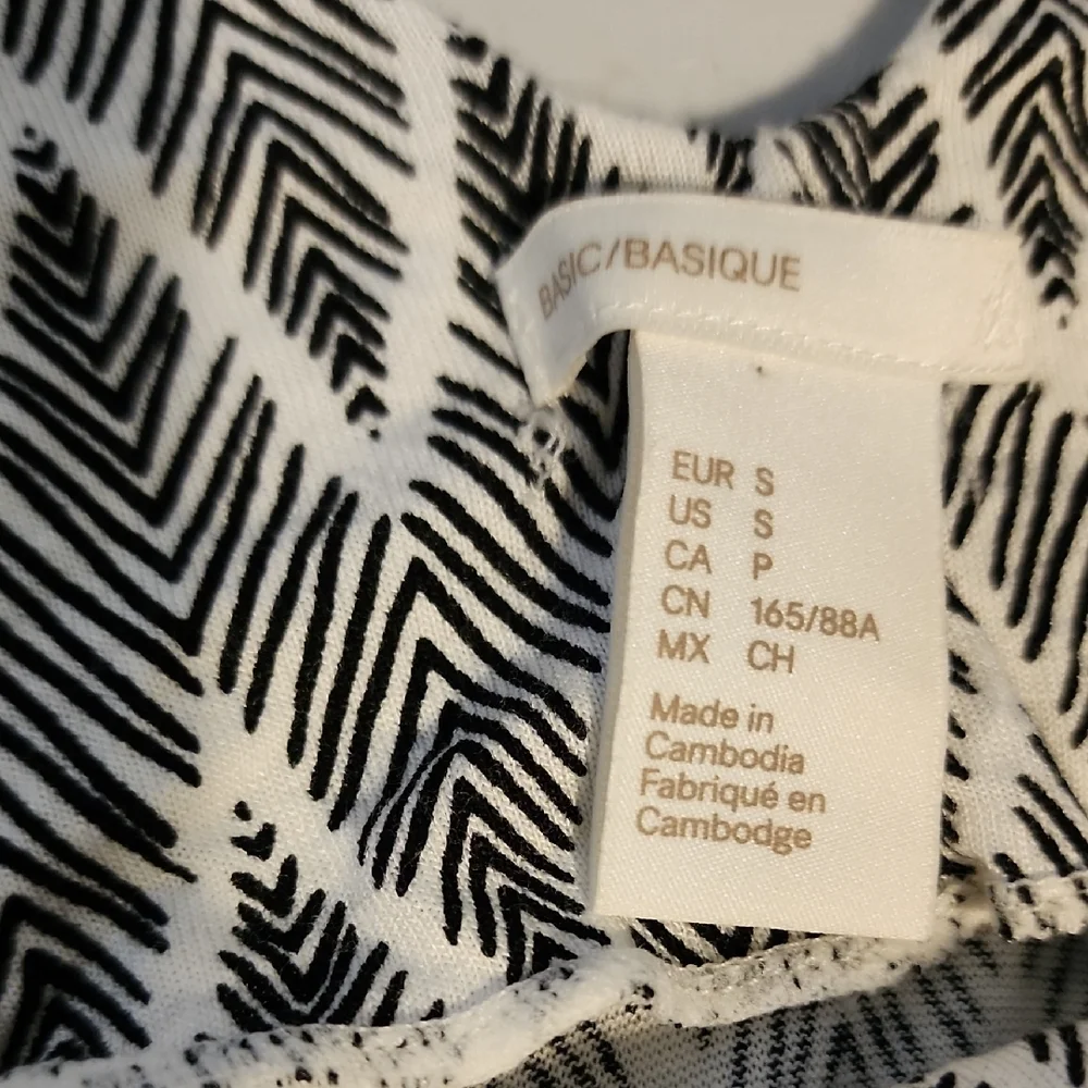 Black and White Chevron Jumpsuit with Tapered Legs - Picture 2 of 10